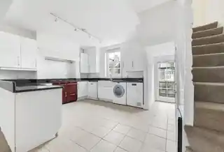 6 Southvale Road, photo 2