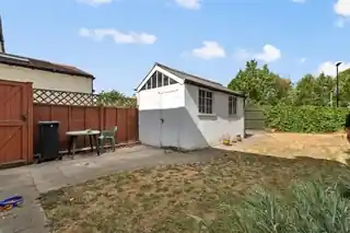 6 Spencer Road, photo 2