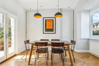 6 Temperley Road, photo 3