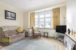6 The Ridgeway, photo 4