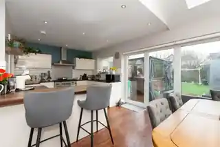 6 Westbrooke Road, photo 3