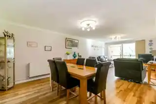 6 William Covell Close, photo 3