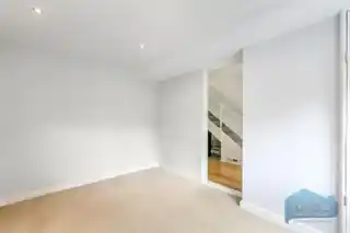 6 Windsor Close, photo 4