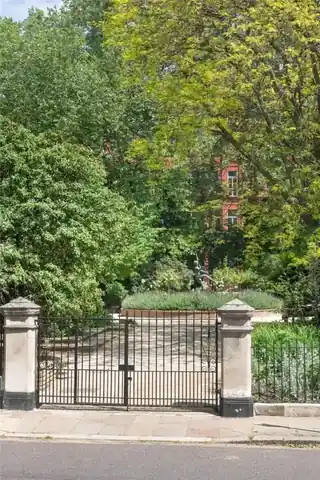 60 Cadogan Square, photo 3