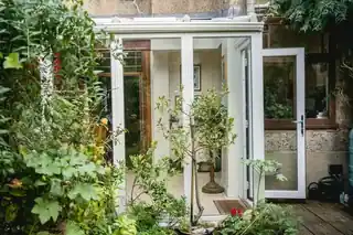 60 Frankfurt Road, photo 4
