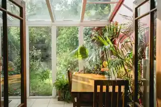 60 Frankfurt Road, photo 2