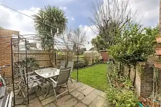 60 Harvey Road, photo 4