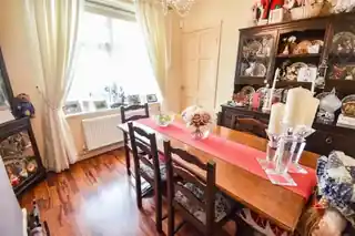 60 Lambourne Road, photo 4