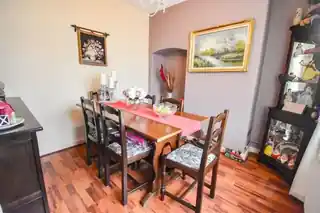 60 Lambourne Road, photo 2
