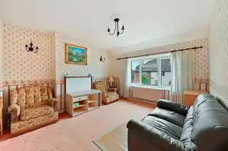 60 Markyate Road, photo 3