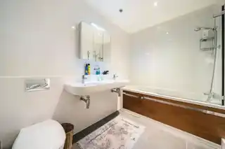 60 Providence Square, photo 3