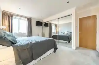 60 Providence Square, photo 2