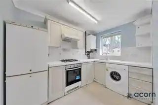 60 Swan Drive, photo 4