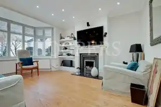 60 Vincent Gardens, photo 3