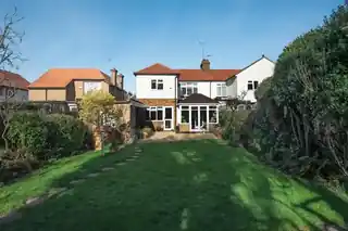 60 West Drayton Park Avenue, photo 4