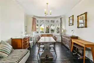 60 Westmoreland Road, photo 2