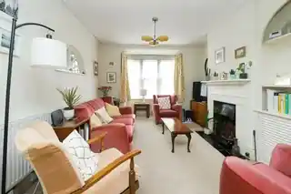 609 Pinner Road, photo 2