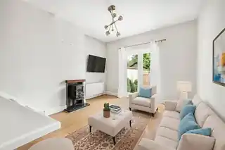 60A Oakhill Road, photo 3