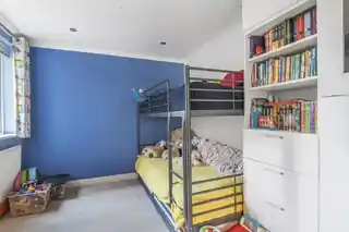 61 Beaufort Park, photo 4