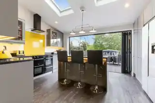 61 Bridgewood Road, photo 3