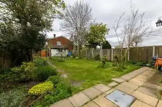 61 Chelmsford Road, photo 3