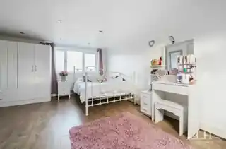 61 Colenso Road, photo 3