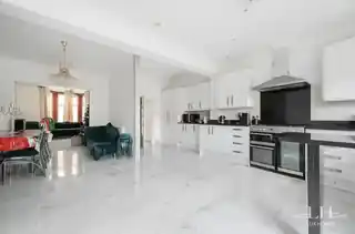 61 Colenso Road, photo 4