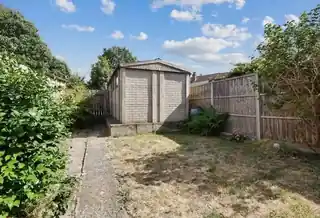 61 Franklin Crescent, photo 4