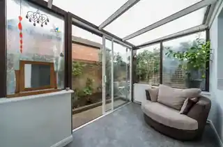 61 Glebe Avenue, photo 4