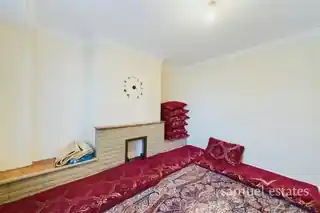 61 Gorringe Park Avenue, photo 3