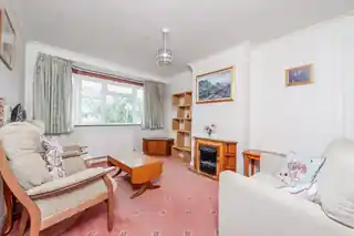 61 Green Lane, photo 2