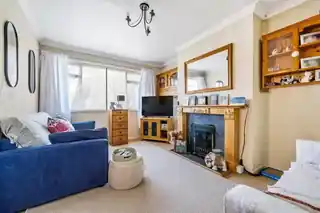 61 Northfield Road, photo 2