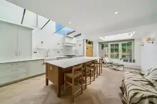 62 Cleveland Gardens, photo 2