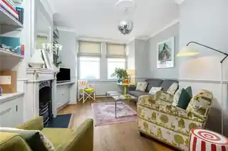 62 First Avenue, photo 3