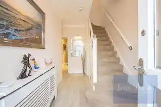 62 Glenthorne Gardens, photo 3