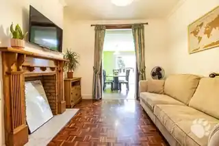 62 Mawney Road, photo 3