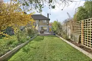 62 North Countess Road, photo 3