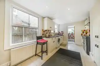 62 Pattenden Road, photo 4