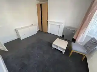 63 Avon Road, photo 4