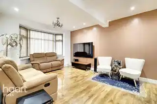 63 Blandford Waye, photo 4