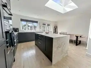 63 Burns Avenue, photo 2