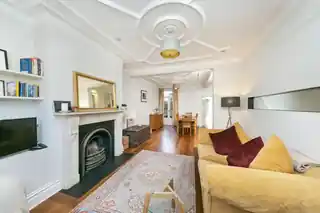 63 Defoe Avenue, photo 3