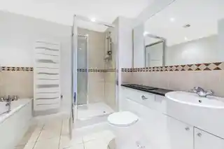 63 Holland Gardens, photo 4