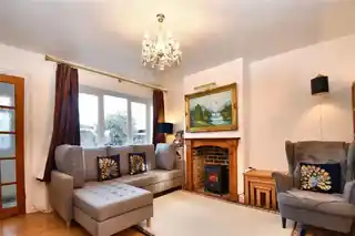 63 Old Farm Road, photo 2