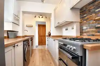 63 Old Farm Road, photo 4