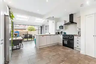 63 Sydney Road, photo 4