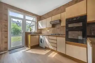 63 Therapia Road, photo 4