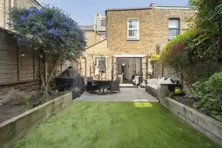 63 Wendell Road, photo 4