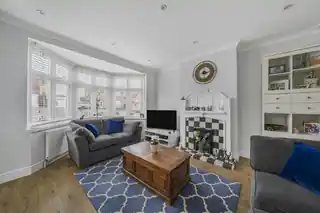 64 Bridgen Road, photo 2