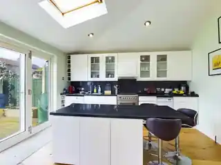 64 Brixham Crescent, photo 2